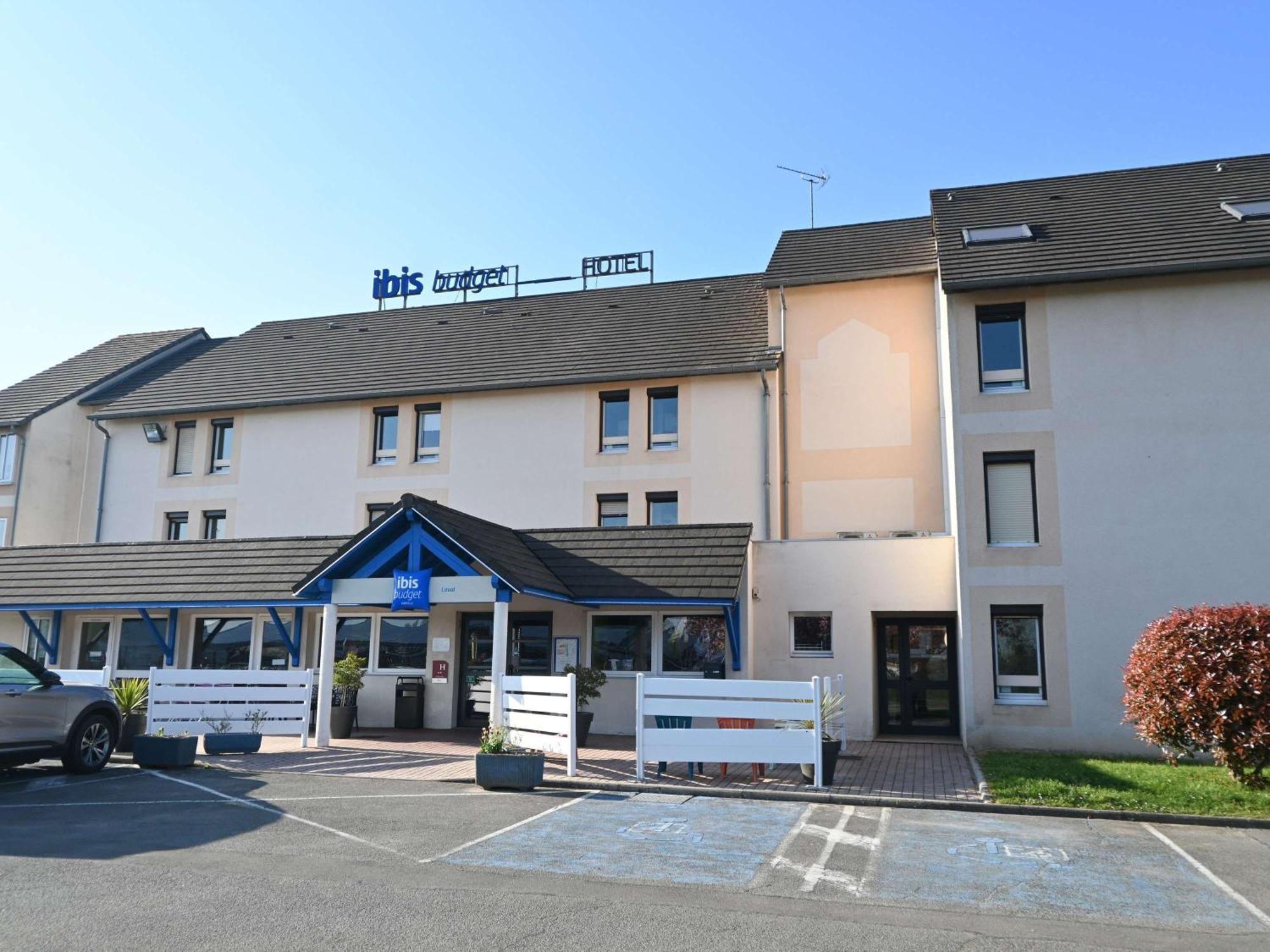 Hotel Ibis Budget Laval Bonchamp Les Laval Exteriér fotografie