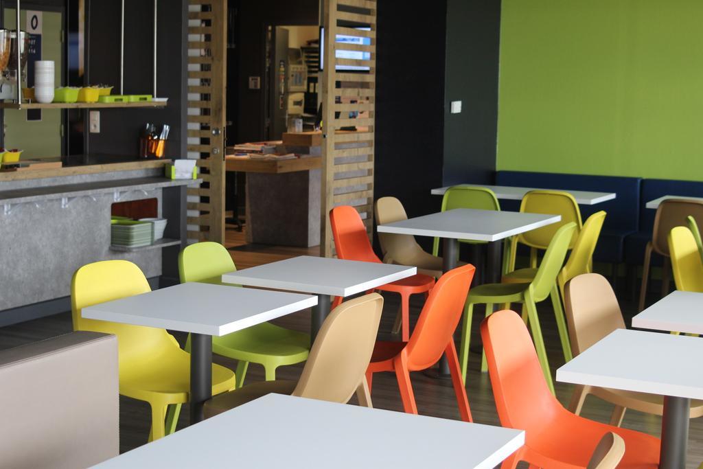 Hotel Ibis Budget Laval Bonchamp Les Laval Exteriér fotografie